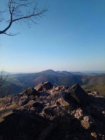 Blick von den Ruinen der Burg Rogowiec